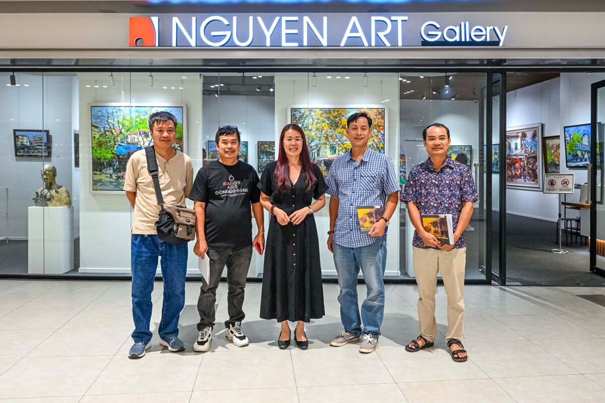 chuyên đề phố Nguyen Art Gallery